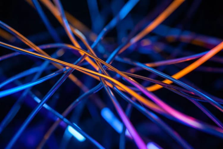 Abstração de conexões digitais e humanas interligadas, simbolizando a integração entre tecnologia e empatia no Marketing 7.0.