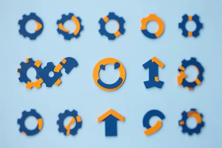 Ícones representando benefícios do CRM como aumento de eficiência e satisfação do cliente.